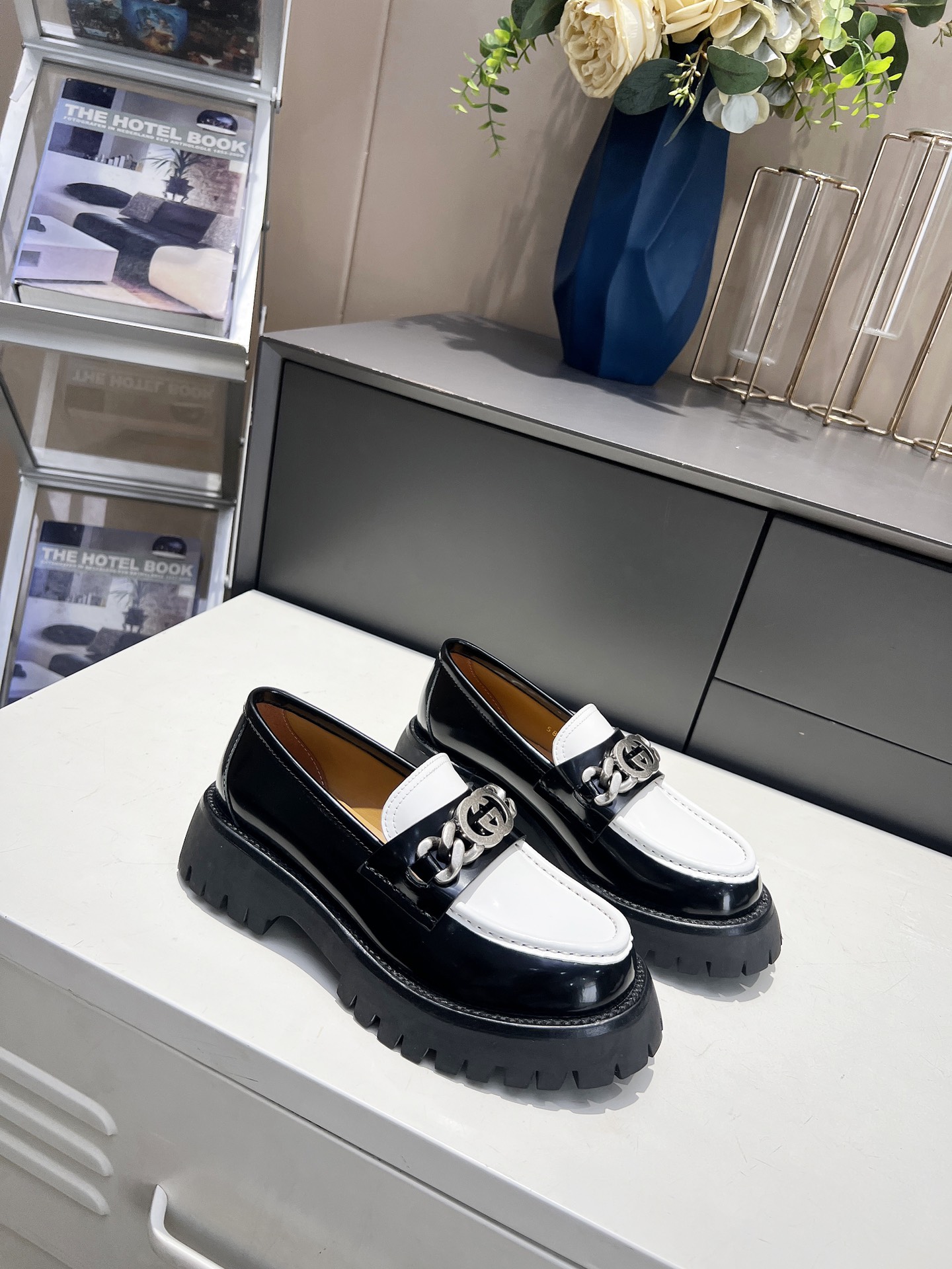 Women's high heels